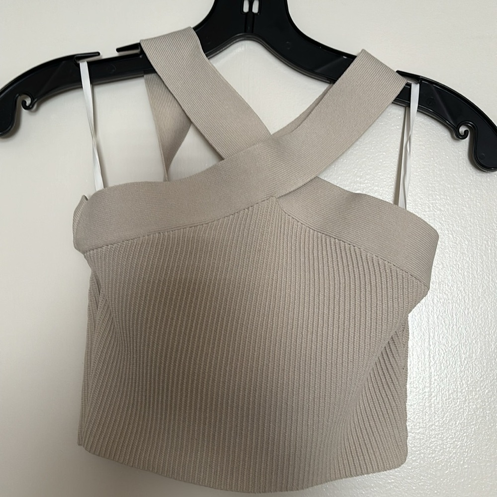 Aritzia Babaton Sculpt Knit Criss Cross Cropped Tank - Small